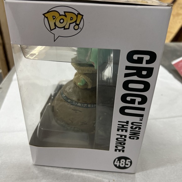 Funko Pop! Deluxe: Star Wars - Grogu Using the Force #485 Box Imperfections - Picture 8 of 10
